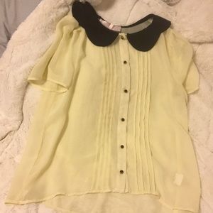 Francesca’s Collared Blouse